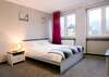 hotel_img